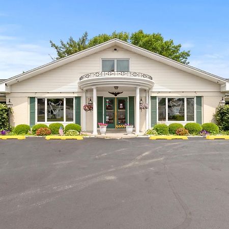 Glass House Inn Erie Near I-90 & I-79 Экстерьер фото