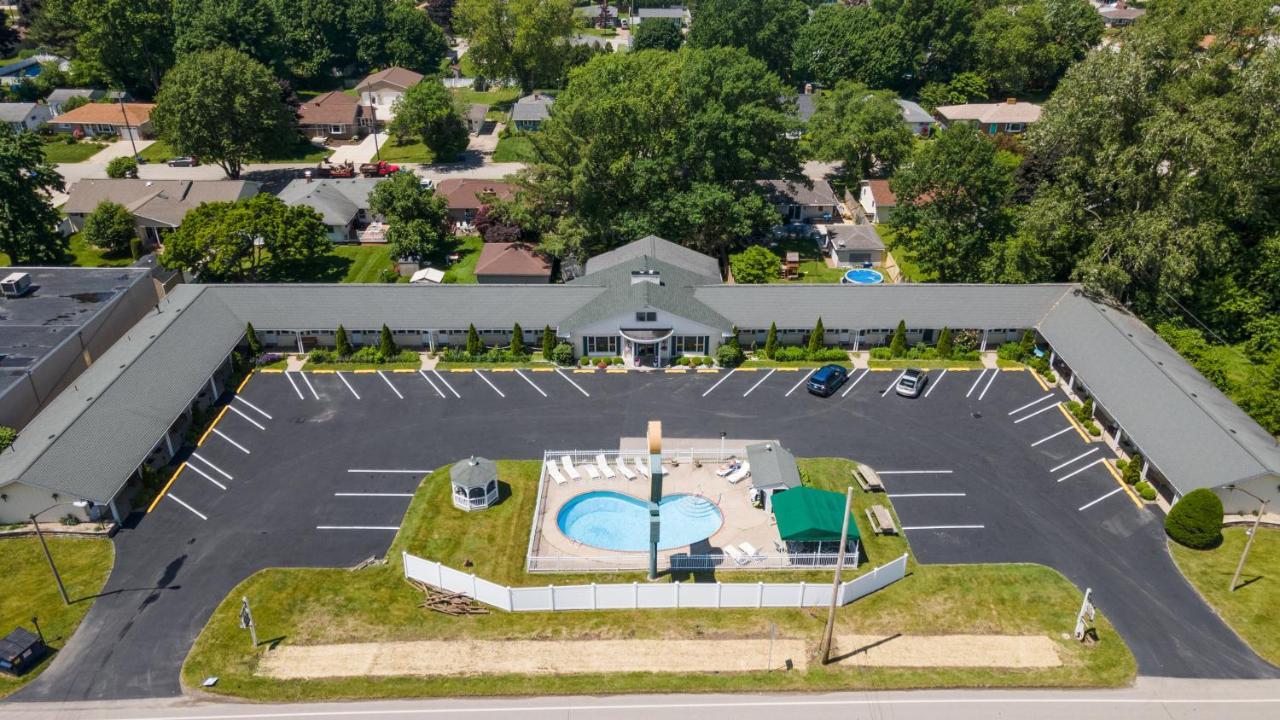 Glass House Inn Erie Near I-90 & I-79 Экстерьер фото