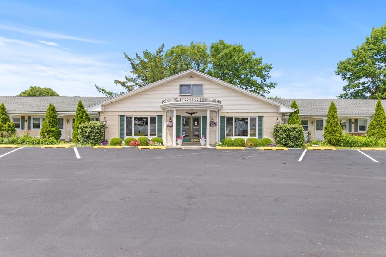 Glass House Inn Erie Near I-90 & I-79 Экстерьер фото