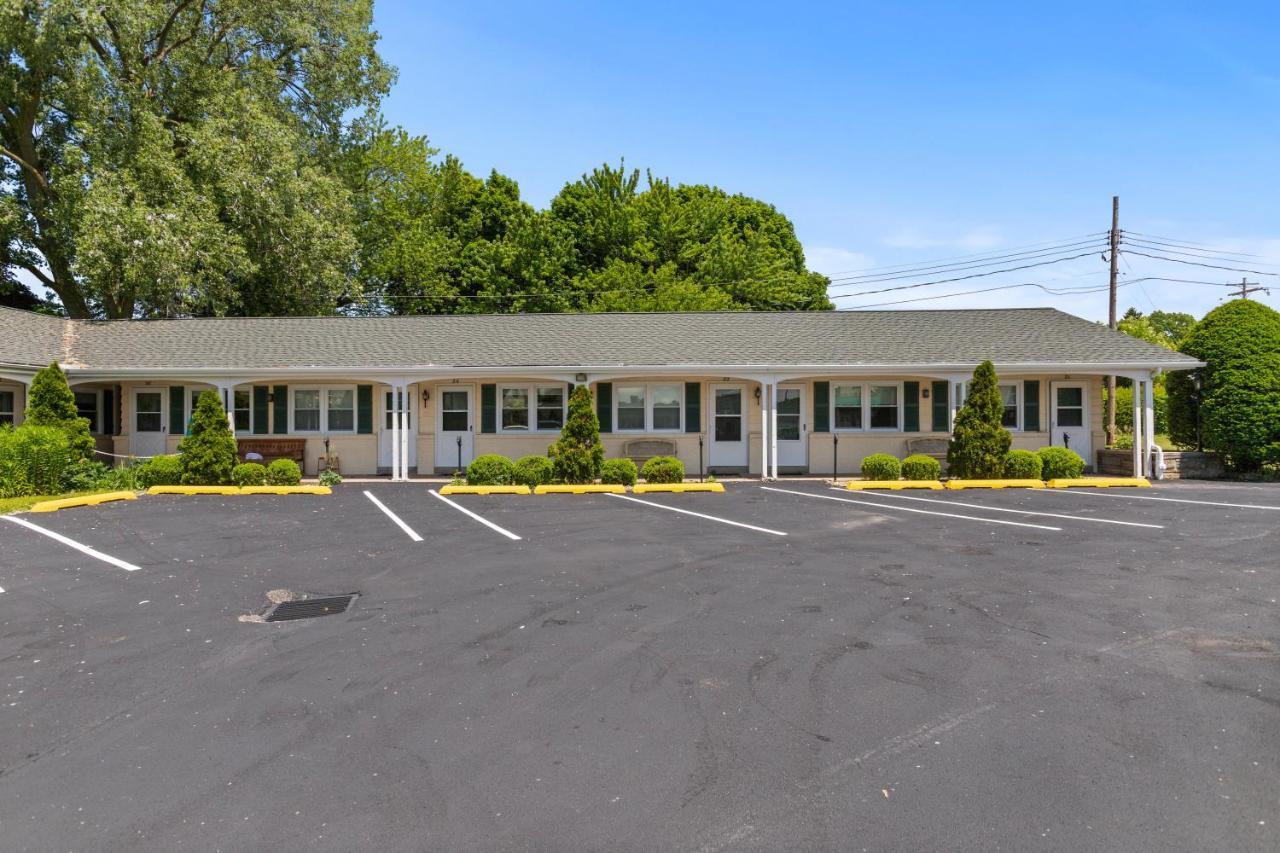 Glass House Inn Erie Near I-90 & I-79 Экстерьер фото
