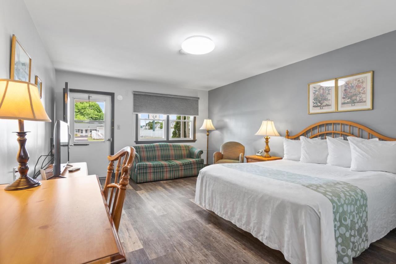 Glass House Inn Erie Near I-90 & I-79 Экстерьер фото