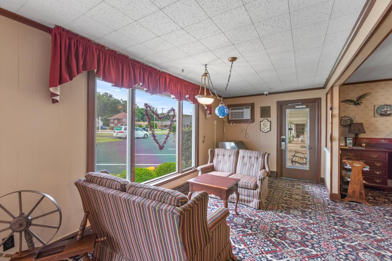 Glass House Inn Erie Near I-90 & I-79 Экстерьер фото