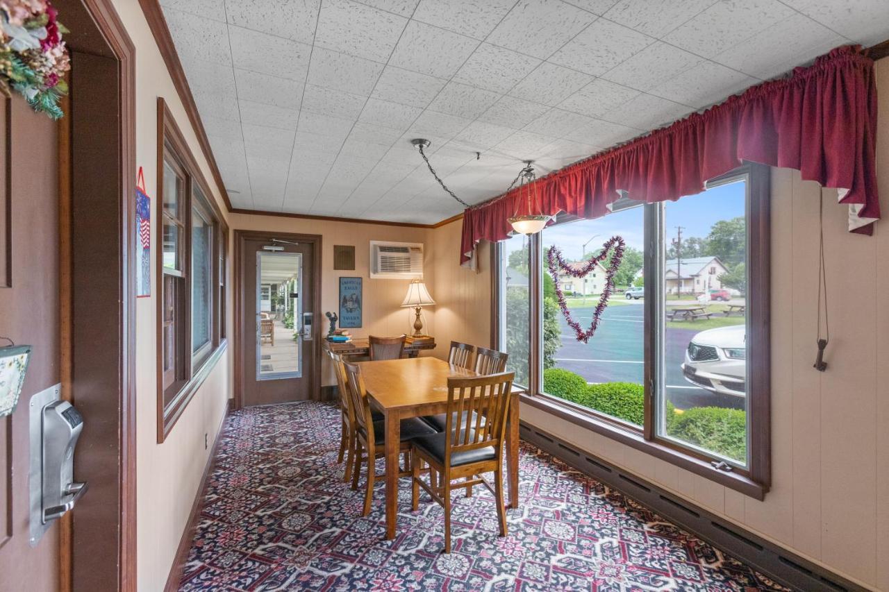 Glass House Inn Erie Near I-90 & I-79 Экстерьер фото