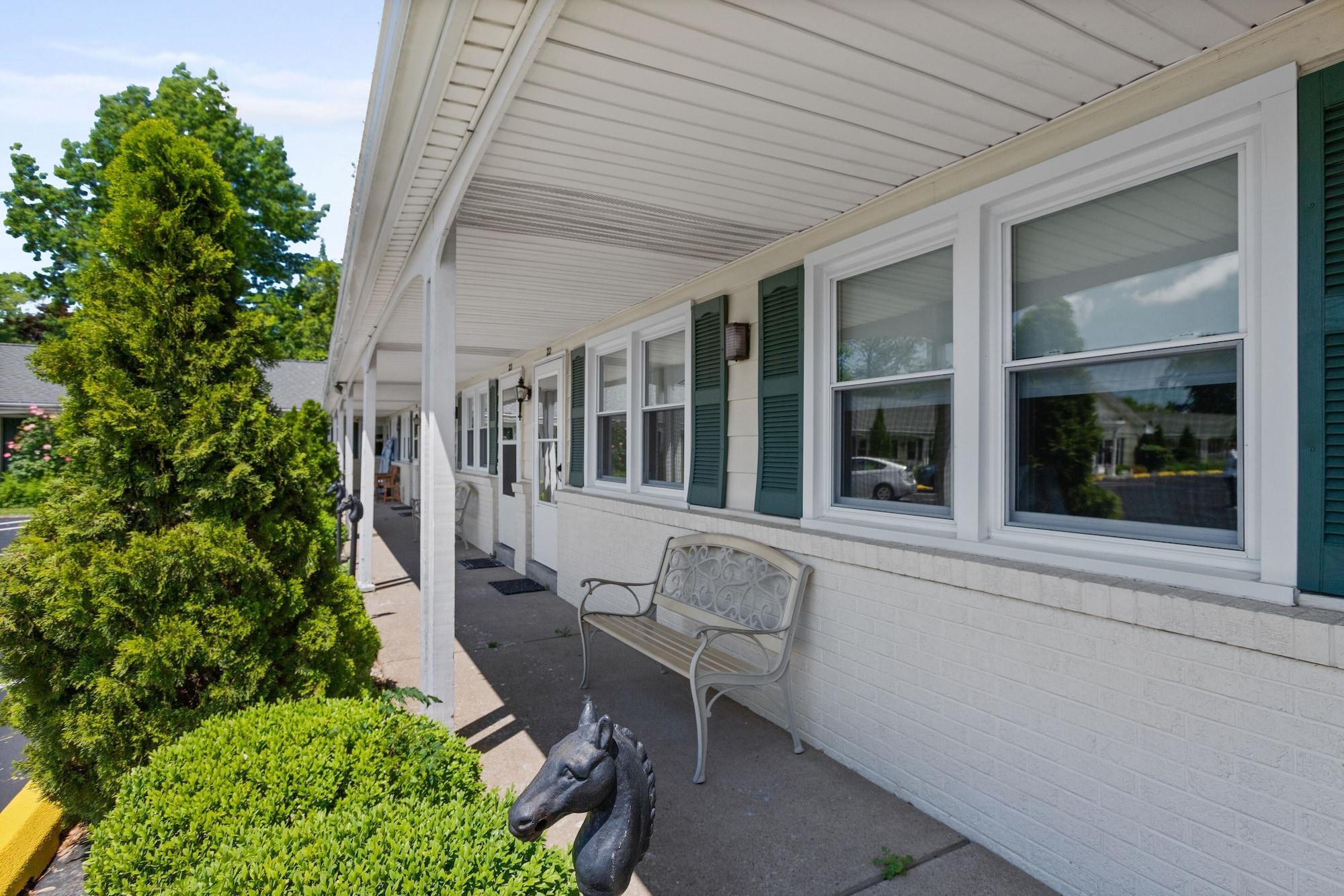 Glass House Inn Erie Near I-90 & I-79 Экстерьер фото