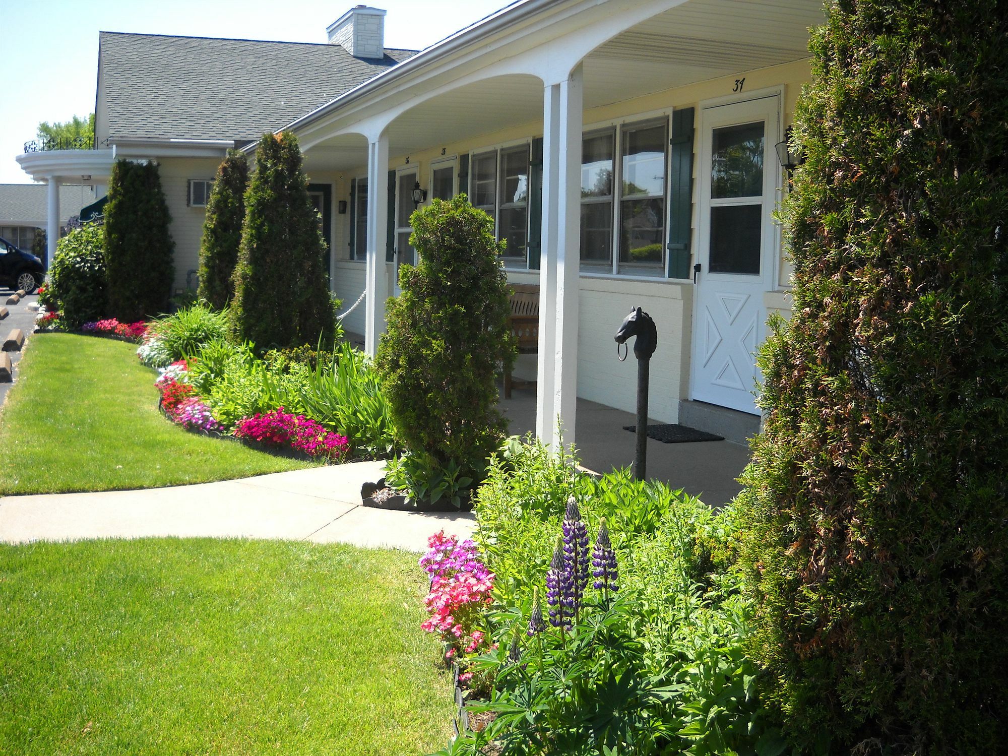 Glass House Inn Erie Near I-90 & I-79 Экстерьер фото