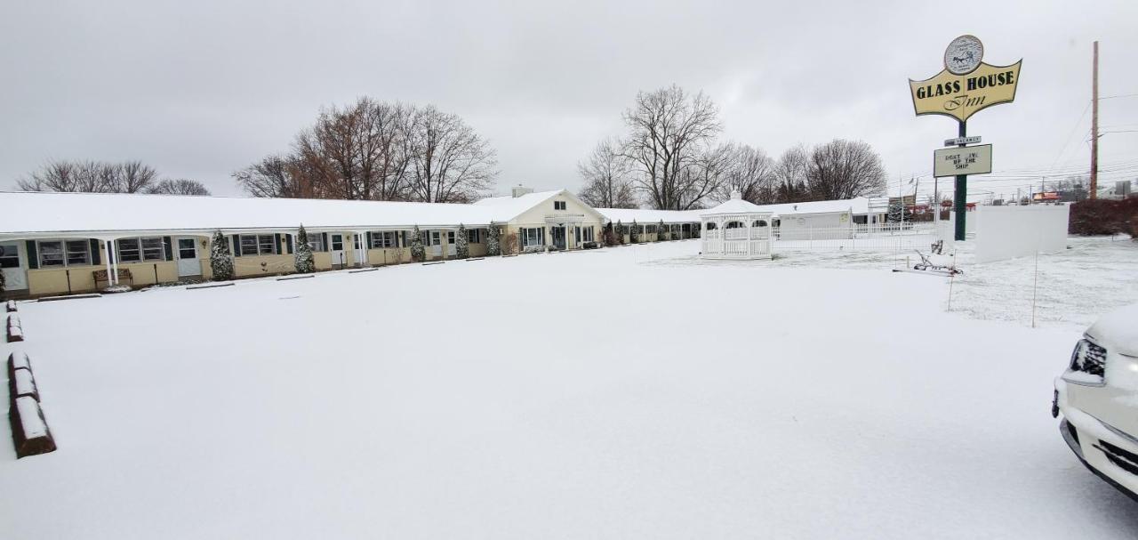 Glass House Inn Erie Near I-90 & I-79 Экстерьер фото